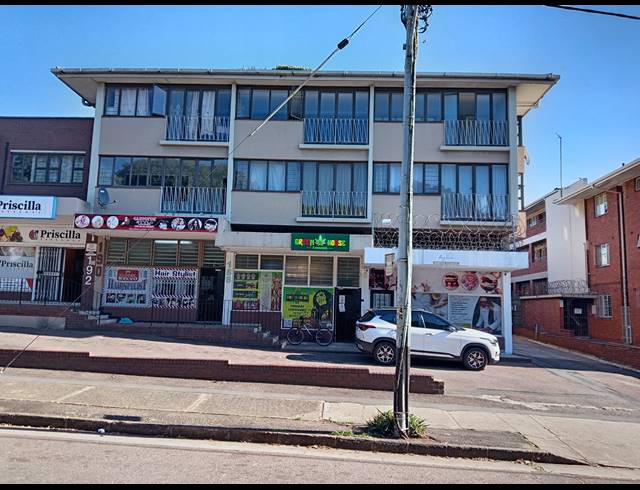 0.5 BEDROOM APARTMENT TO LET IN BEREA WEST